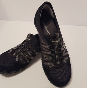 Sketchers walking shoe